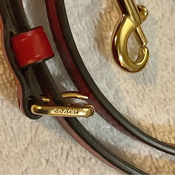 NEWER COACH Red/Brown Signature Coated Canvas and Leather Small Town Bucket Bag! - Picture 7 of 13